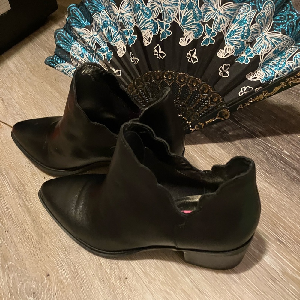 Elegant Black Women's Ankle Boots